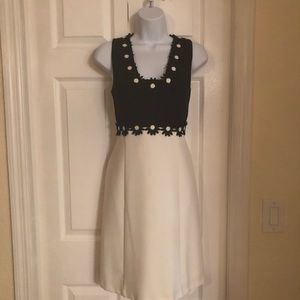 Beautiful black and white dress. Size S